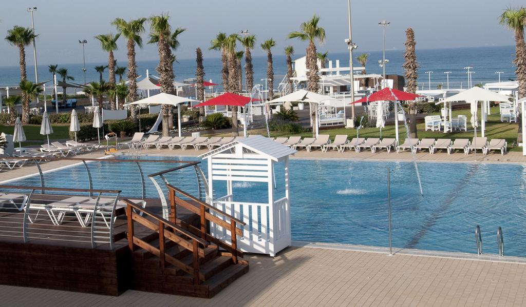 Palm Beach Hotel Akko Bagian luar foto