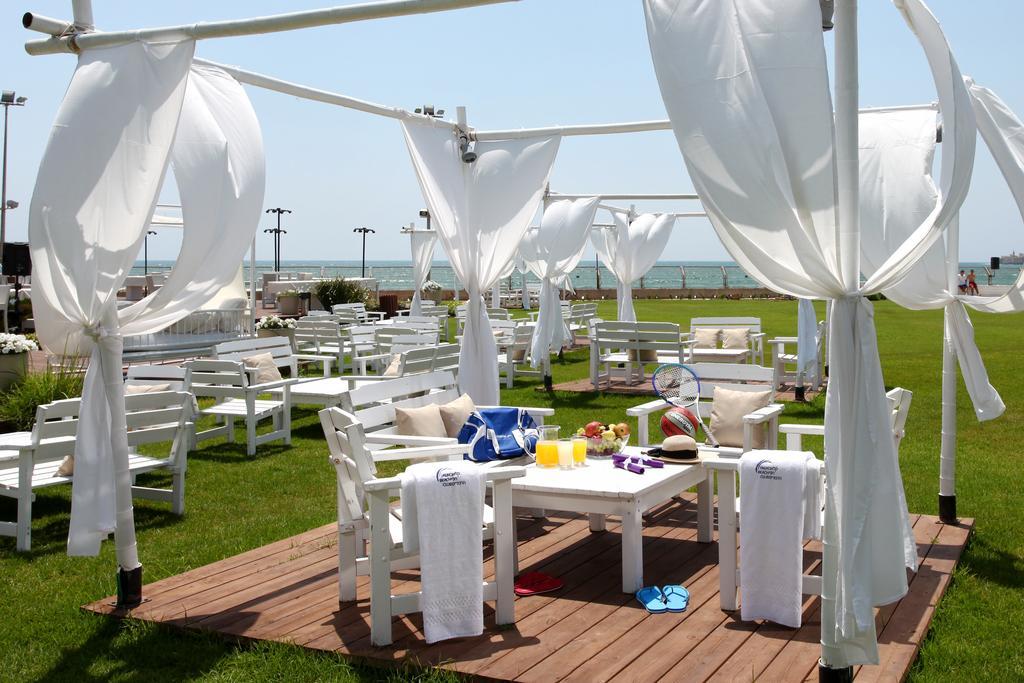 Palm Beach Hotel Akko Bagian luar foto